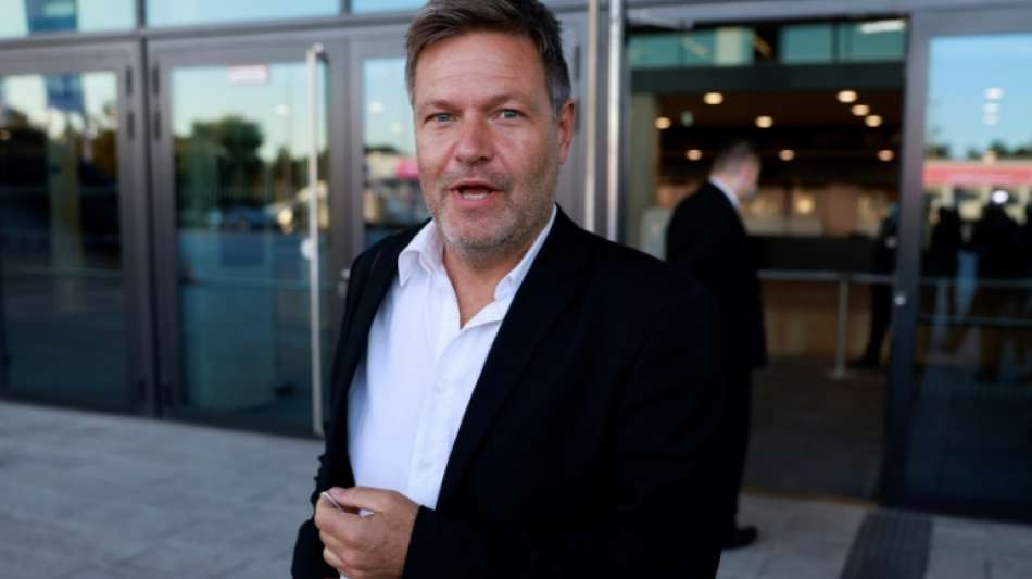 Habeck f&uuml;r Ehrung f&uuml;r Afghanistan-Einsatz von Polizisten und Entwicklungshelfern