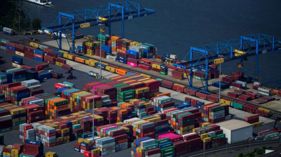 Deutschlands Exporte in Drittstaaten im August erneut gesunken