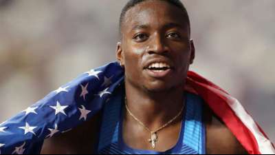 Holloway läuft Weltrekord über 60-m-Hürden