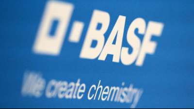 BASF-Gewinn im ersten Quartal um 37 Prozent eingebrochen