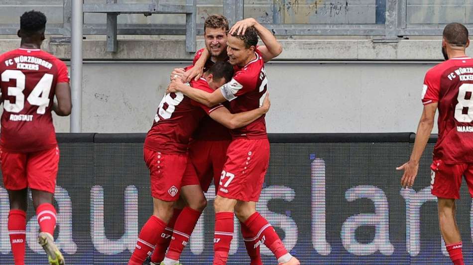 Hoffnungsschimmer f&uuml;r W&uuml;rzburg: Schlusslicht gewinnt in Hannover