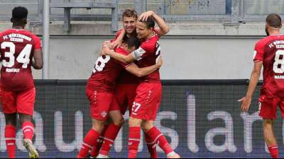 Hoffnungsschimmer f&uuml;r W&uuml;rzburg: Schlusslicht gewinnt in Hannover