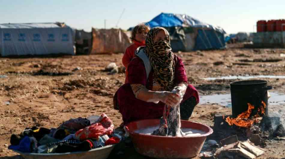 5000 Menschen verlassen letzte IS-Hochburg im syrischen Deir Essor
