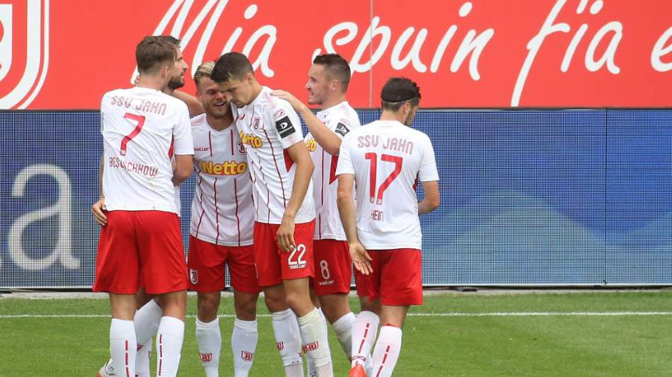 Achtelfinal-Aus im Elfmeterschie&szlig;en: K&ouml;ln scheitert in Regensburg