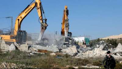 Israel rei&szlig;t pal&auml;stinensisches Beduinendorf ab