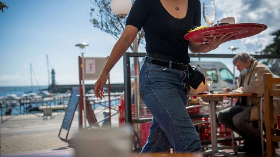 In Frankreich fallen k&uuml;nftig Steuern aufs Trinkgeld per Karte weg 