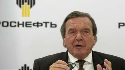 BVB entzieht Altkanzler Schr&ouml;der die Ehrenmitgliedschaft 