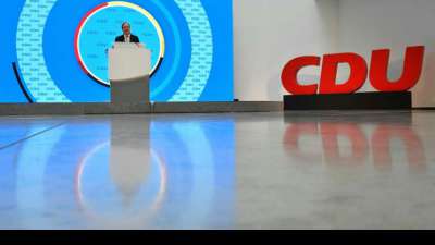 Laschet r&auml;umt Vertrauensverlust in Union ein