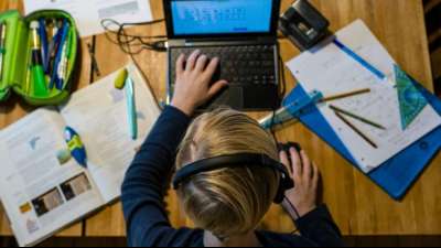 Studie: Distanzunterricht wegen Corona "so effektiv wie Sommerferien"