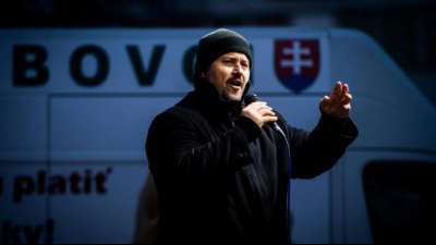 Ultrarechter Politiker in Slowakei zu mehrjähriger Haft verurteilt