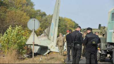 Nur ein Überlebender nach Absturz von ukrainischem Militärflugzeug