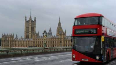 Britisches Finanzministerium kündigt Milliarden-Investitionen in Verkehr an