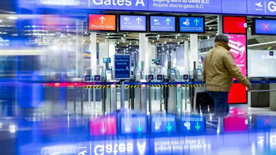 56 Flüge wegen Warnstreiks am Flughafen Düsseldorf gestrichen