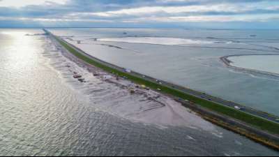 Merkel mahnt st&auml;rkere internationale Kooperation im Kampf gegen Klimawandel an