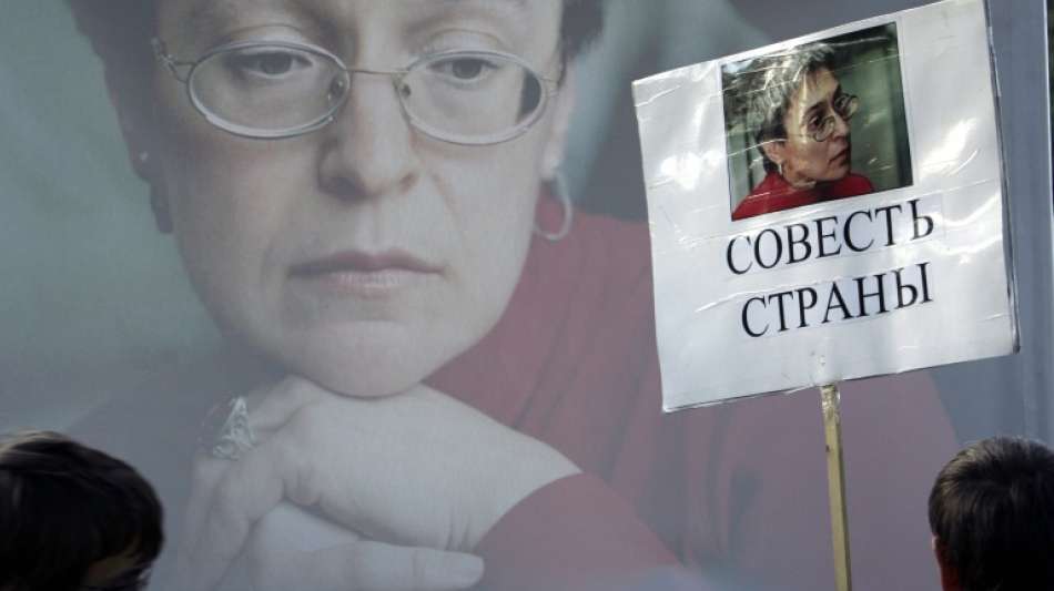 Russen gedenken ermordeter Journalistin Politkowskaja 15 Jahre nach ihrem Tod