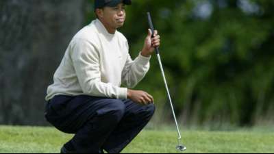 Golfstar Woods mit schweren Beinverletzungen nach Autounfall
