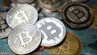 Bitcoin &uuml;berspringt erstmals die Marke von 68.000 US-Dollar