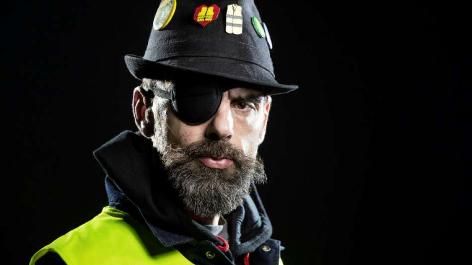 Augen-Verlust von "Gelbwesten"-Aktivist hat juristische Folgen f&uuml;r Polizisten
