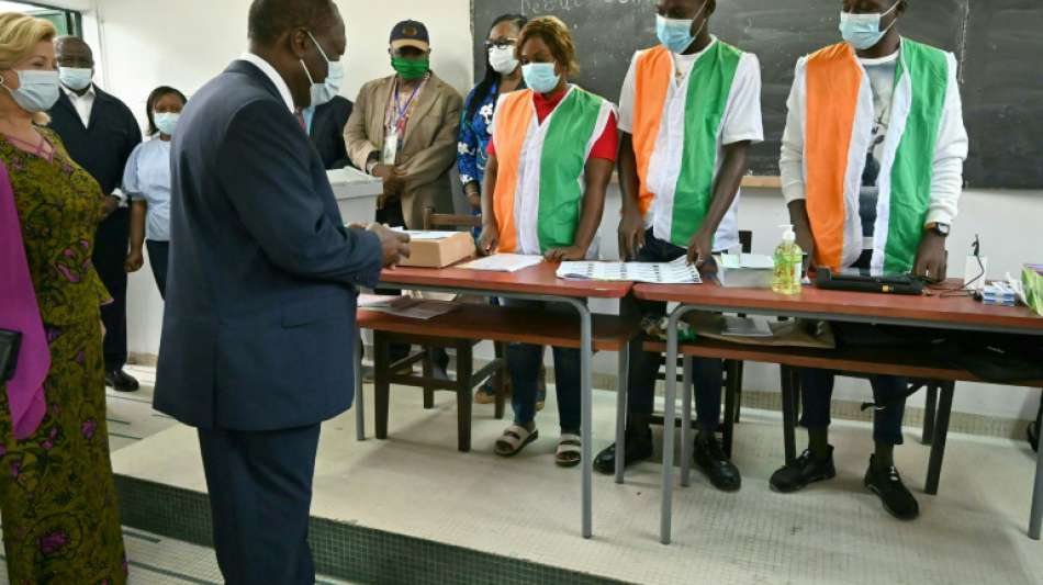 Ouattara erneut zum Präsidenten der Elfenbeinküste gewählt