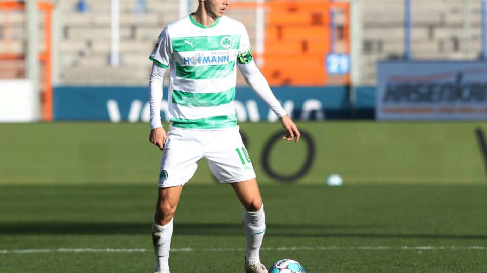 2. Liga: F&uuml;rth souver&auml;n, Fortuna patzt