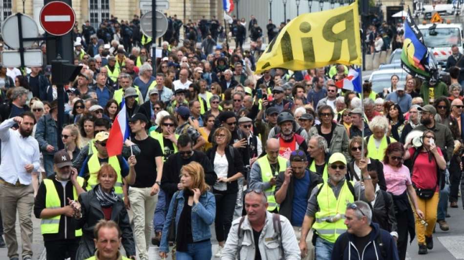 Teilnehmerzahl bei "Gelbwesten"-Protesten sinkt auf neuen Tiefstand