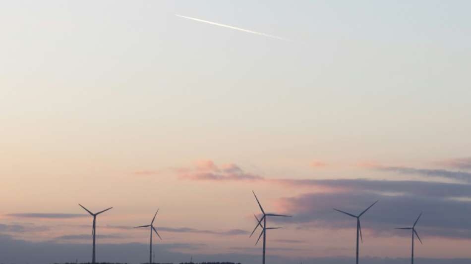 Neuer Rekord für Strom aus Wind- und Solaranlagen