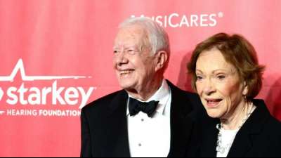 Jimmy und Rosalynn Carter feiern 75. Hochzeitstag mit der Familie