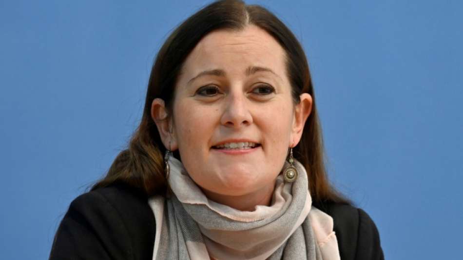 Wissler fordert "Wintermoratorium f&uuml;r Zwangsr&auml;umungen und Stromsperren"