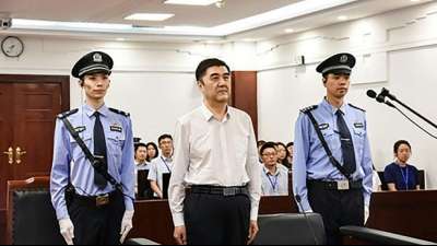 Hochrangiger uigurischer KP-Funktionär in China zu lebenslanger Haft verurteilt