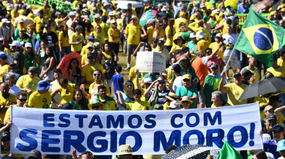 Tausende Brasilianer bekunden Unterstützung für umstrittenen Justizminister Moro