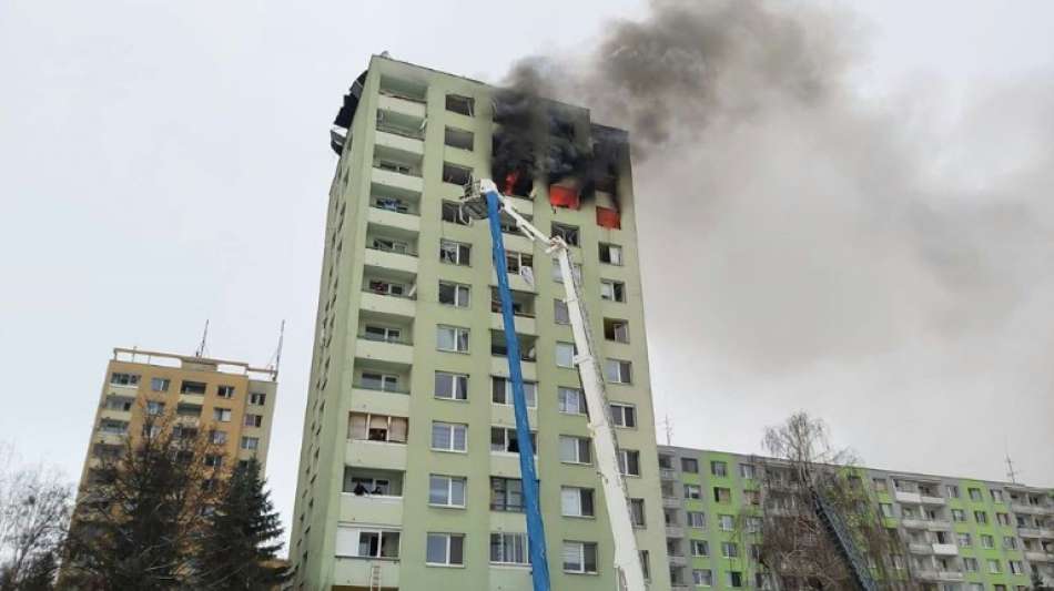 Mindestens sieben Tote bei Gasexplosion in Hochhaus in der Slowakei