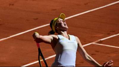 French Open: Pawljutschenkowa erste Finalistin in Paris