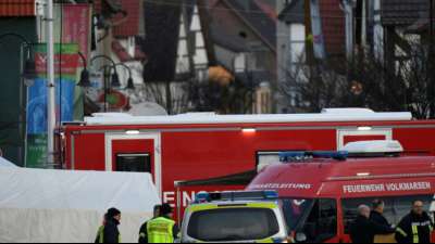 Volkmarsen erinnert an Autoattacke auf Rosenmontagszug vor einem Jahr