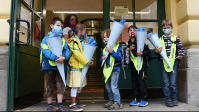 Lauterbach fordert neue Pläne für Corona-Schutz an Schulen 