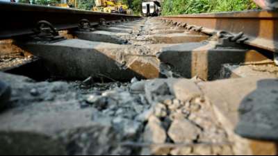 Mutma&szlig;licher Verursacher von Zugungl&uuml;ck in Taiwan entschuldigt sich unter Tr&auml;nen