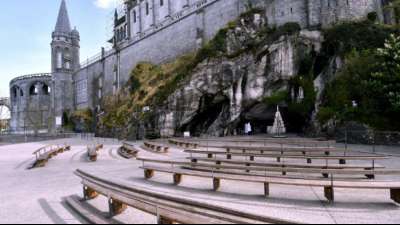 Französische Wallfahrtsstätte in Lourdes nimmt Corona-Kranke auf