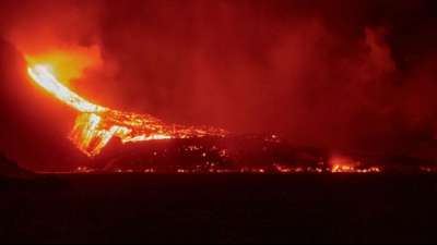 Neuer Lavastrom am Cumbre Vieja auf Kanareninsel La Palma