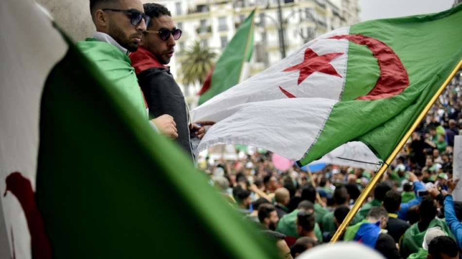 Algier: Neuerliche Massenproteste gegen Regierung in Algerien