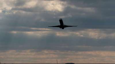 Finnland und D&auml;nemark sperren Luftraum f&uuml;r russische Flugzeuge
