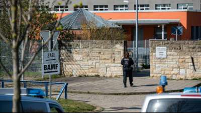 Zahl neuer Asylbewerber 2020 erneut deutlich gesunken