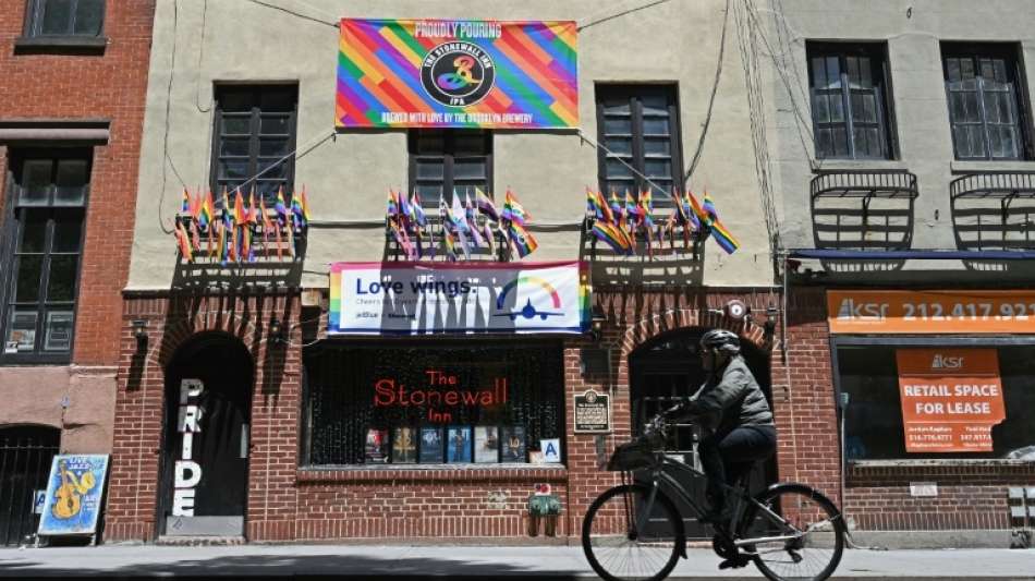 New Yorker Polizei entschuldigt sich für Vorgehen gegen Schwule am Stonewall Inn