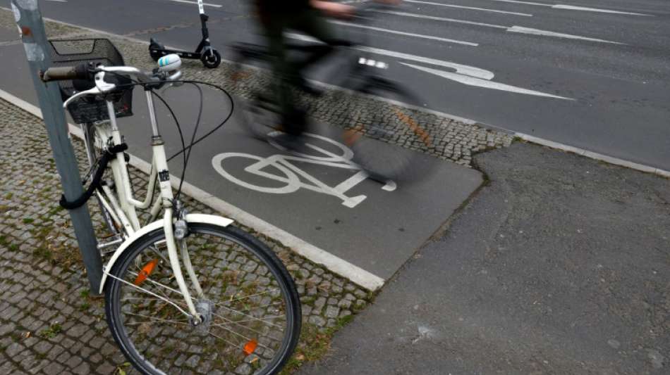 Fahrradh&auml;ndler dr&auml;ngen auf &Ouml;ffnung ihrer Gesch&auml;fte
