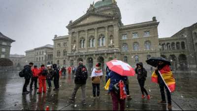 Klare Mehrheit in der Schweiz f&uuml;r Covid-19-Gesetz