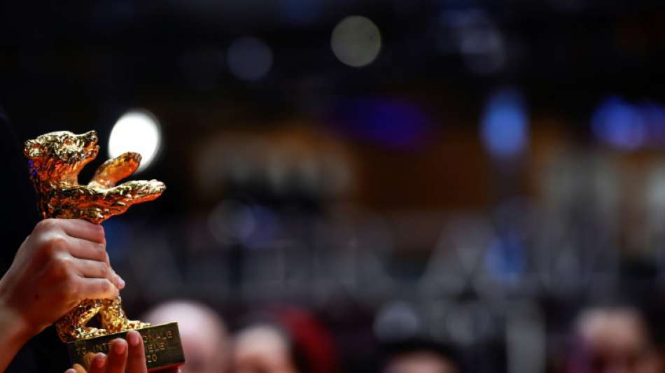 Goldener B&auml;r f&uuml;r besten Berlinale-Film geht an "Bad Luck Banging or Loony Porn"