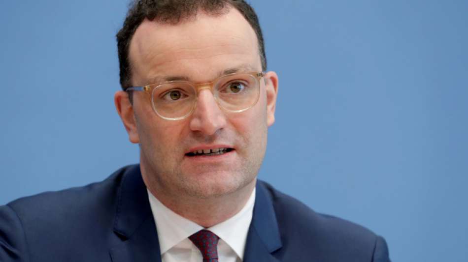 Skandal: Spahn lässt Streckung zweiter Impfung prüfen 