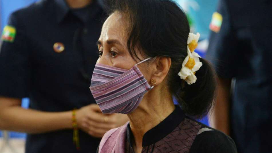 Armee in Myanmar ruft einj&auml;hrigen Ausnahmezustand aus 