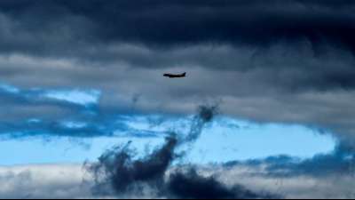 Fluggesellschaften in Deutschland sollen schrittweise CO2-freie Treibstoffe einf&uuml;hren