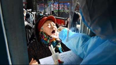 China meldet höchste Zahl an neuen Covid-19-Erkrankungen seit sechs Monaten