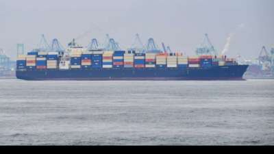 Hafen von Los Angeles soll wegen Lieferengp&auml;ssen 24 Stunden am Tag laufen