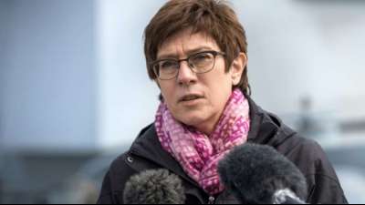 Kramp-Karrenbauer: Entgleisungen von Soldaten gef&auml;hrden Deutschlands guten Ruf